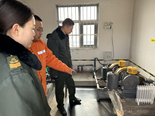 安全先行2_副本.jpg 安全先行2_副本.jpg