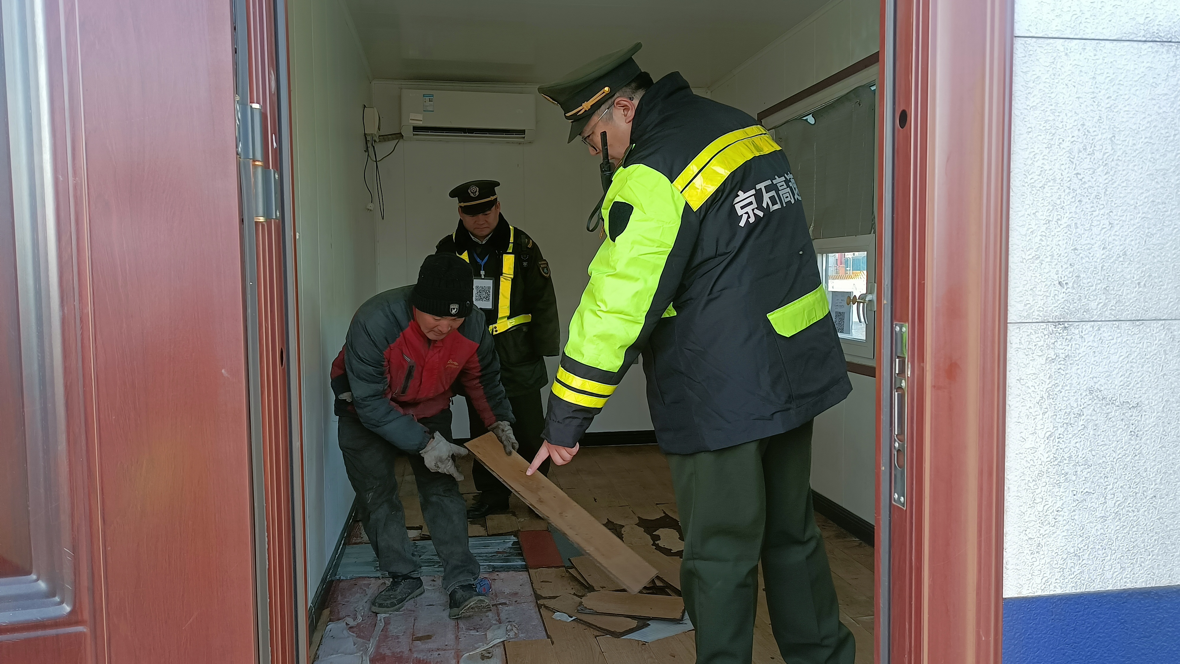 c8b169dfda847d78fe285599681ea91e.jpg c8b169dfda847d78fe285599681ea91e.jpg